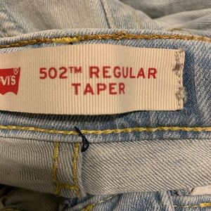Youth Levi’s 502 tapered 26W 26L trendy
